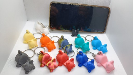 Zdjęcie oferty: Brelok stojak na telefon kot druk 3D