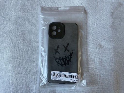 Zdjęcie oferty: Etui / Plecki - iPhone 12 - Gumowe / Alcantara