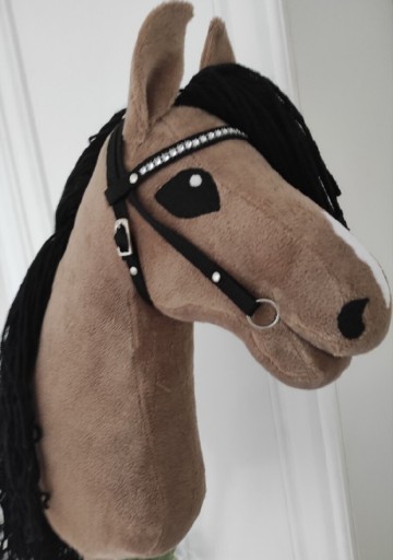 Zdjęcie oferty: Koń konik Hobby Horse OGŁOWIE WODZE LONŻA MEDALIK 