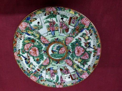 Zdjęcie oferty: Ozdobny talerz porcelanowy 26cm motyw chiński 