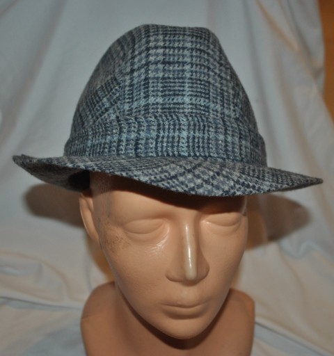 Zdjęcie oferty: męski kapelusz w kratkę rozmiar 7 57 cm