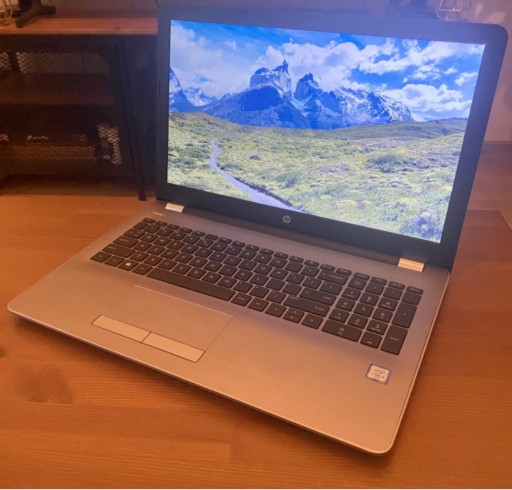 Zdjęcie oferty: Laptop HP250 G6 Notebook PC