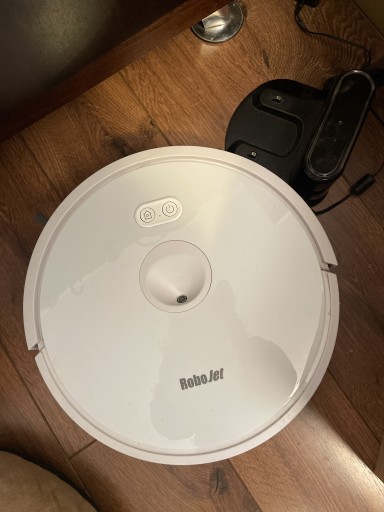 Zdjęcie oferty: Robot sprzątający RoboJet FOCUS biały