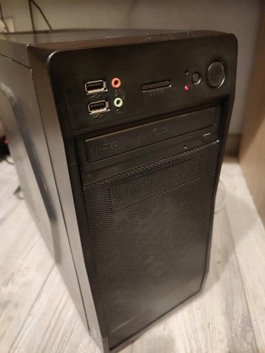 Zdjęcie oferty: Komputer  do gier  i5 8GB nVidia GTX 750 2GB 1TB