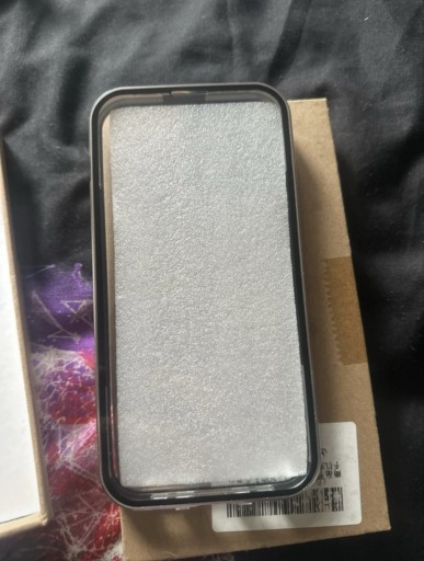 Zdjęcie oferty: Etui magnetyczne - IPhone 14 Pro Max