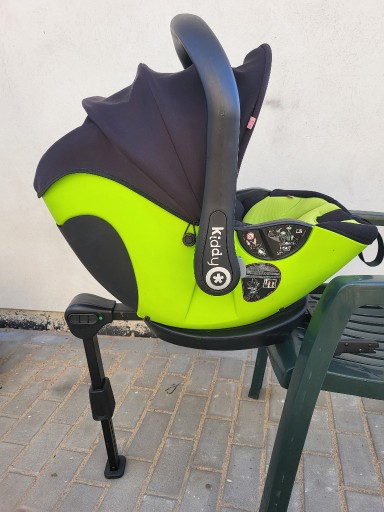 Zdjęcie oferty: Fotelik samochodowy Kiddy z bazą 0-13kg WYSYŁKA