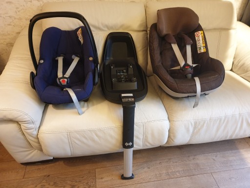 Zdjęcie oferty: Maxi Cosi baza 2wayfix + fotelik pebble + fotelik 