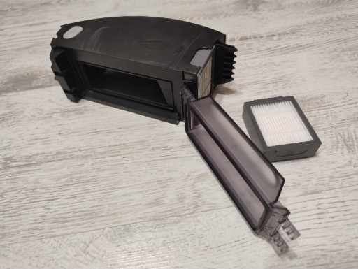 Zdjęcie oferty: Pojemnik na śmieci z filtrem + Nowy filtr Irobot Roomba i3, i5, i7, e5, j5