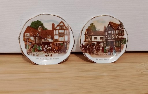Zdjęcie oferty: Urocze, stare porcelanowe mini talerzyki ,Paul Ann', śr. 7,4 cm. Unikat.