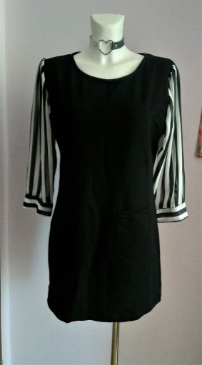 Zdjęcie oferty: Czarna sukienka z koszulowymi rękawami w paski XL