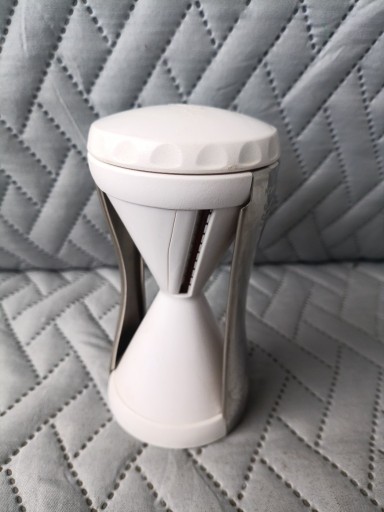 Zdjęcie oferty: Temperówka julienne do warzyw DUKA BASIC tworzywo sztuczne