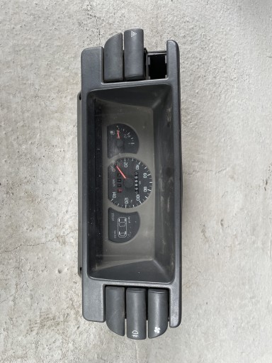 Zdjęcie oferty: Licznik prędkościomierz zegar Fiat 126p rok 1996