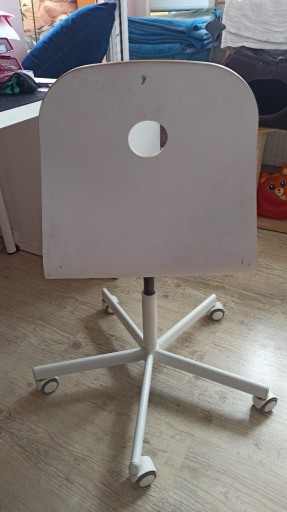 Zdjęcie oferty: Krzesło Ikea białe, krzesło do biurka dla dzieci.