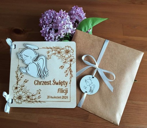 Zdjęcie oferty: Pamiątka Chrztu Świętego - drewniana kartka