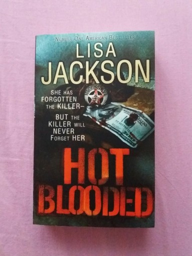 Zdjęcie oferty: Hot Blooded Lisa Jackson książka po angielsku bdb