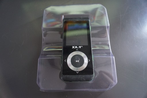 Zdjęcie oferty: Odtwarzacz MP3 MP4 z Bluetooth XX.Y A496