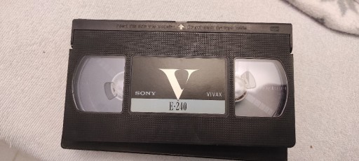 Zdjęcie oferty: Dwie kasety VHS czyste puste 