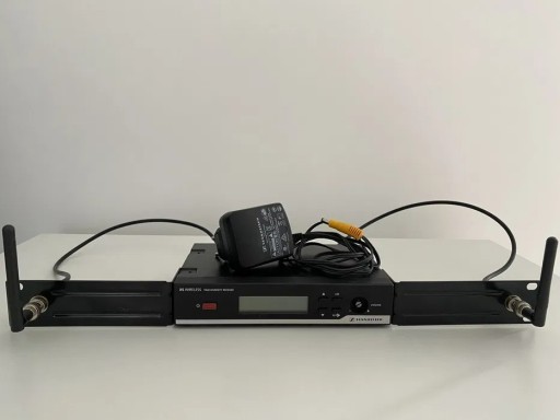 Zdjęcie oferty: Odbiornik mikrofonowy Sennheiser XS EM10 rack 1U