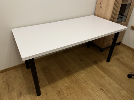 Zdjęcie oferty: Biurko 160x80 cm białe gruby blat LED