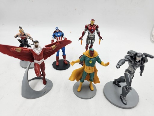 Zdjęcie oferty: Avengers marvel zestaw figurki marvel 12 cm