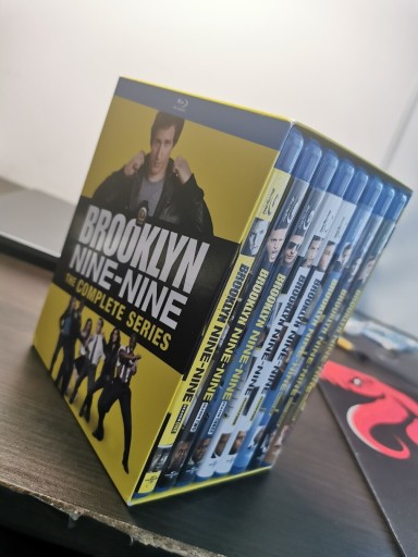 Zdjęcie oferty: Brooklyn 99 1-8 Eng Nowa bez Folii Blu-ray Disc 