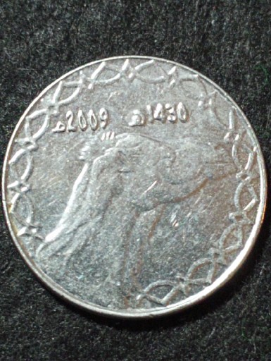 Zdjęcie oferty: Algieria 2 dinars 2009 1430 wielblad