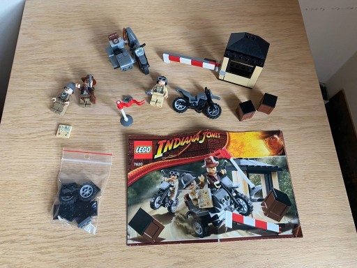 Zdjęcie oferty: LEGO Indiana Jones 7620 Motorcycle Chase