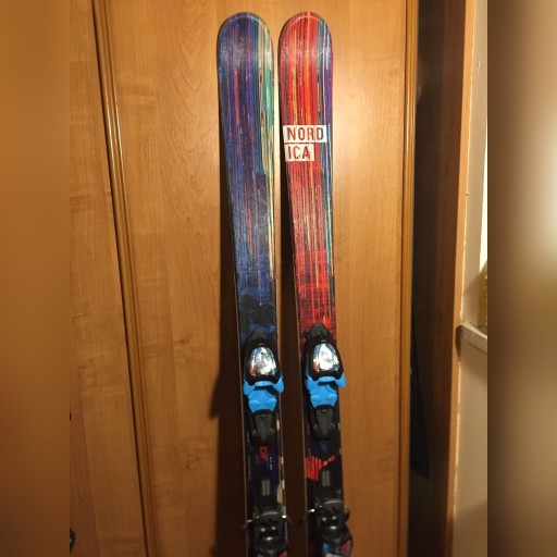 Zdjęcie oferty: Narty freestylowe  nordica ACE J 148cm 