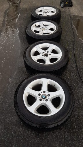 Zdjęcie oferty: Opony zimowe z felgami BMW X5, X3
