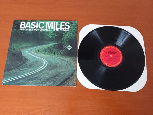 Zdjęcie oferty: Miles Davis - Basic Miles The Classic Performances