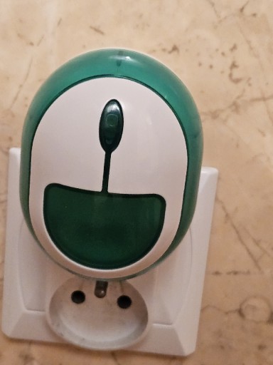 Zdjęcie oferty: Lampka z czujnikiem zmierzchu