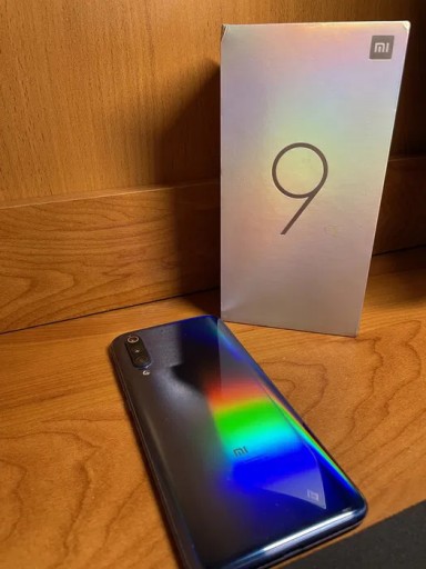 Zdjęcie oferty: Xiaomi Mi9 6/128 Niebieski