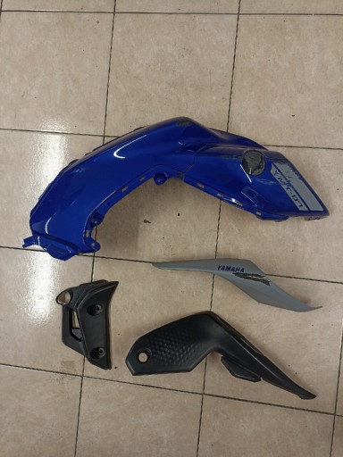 Zdjęcie oferty: Yamaha mt 07 owiewka prawa plastik ogon osłona 