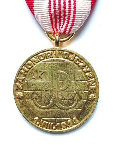 Zdjęcie oferty: Medal za Honor i Ojczyznę Armia Krajowa