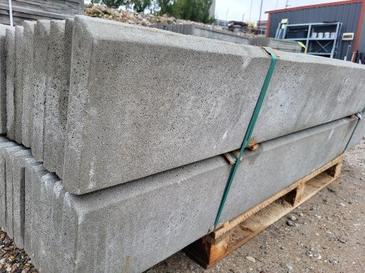 Zdjęcie oferty: Deska betonowa gładka h25 - 200 cm 