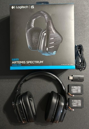 Zdjęcie oferty: Słuchawki Logitech G933 Artemis Spectrum Czarne Dwie baterie PC PS5 i inne