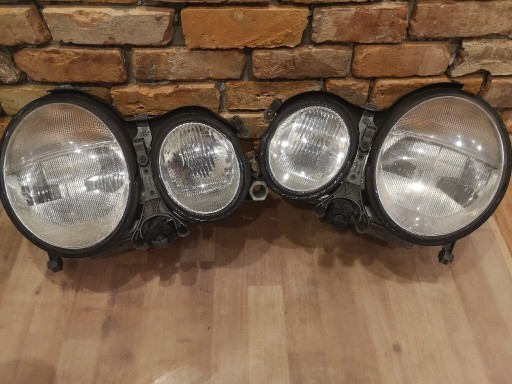 Zdjęcie oferty: Lampy w210