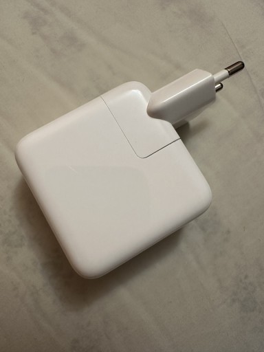 Zdjęcie oferty: Apple Ładowarka do Macbook USB-C 30W zasilacz