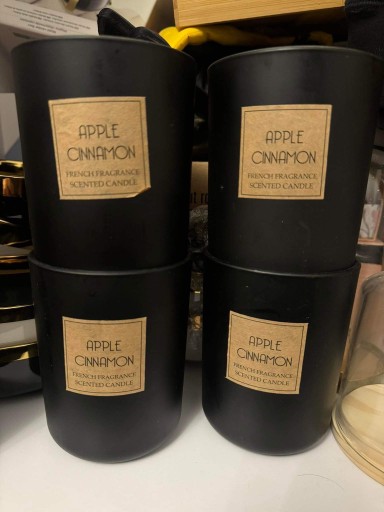 Zdjęcie oferty: Apple cinamon french fragnance sctented candle