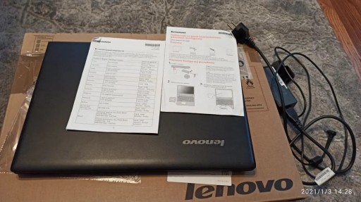 Zdjęcie oferty: Laptop Lenovo 15,6"HD