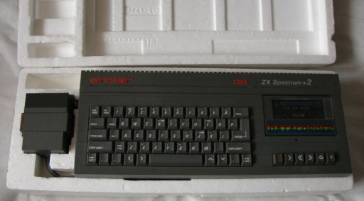 Zdjęcie oferty: Sinclair ZX Spectrum +2 128k "SZARAK" w pudełku