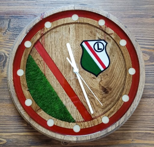 Zdjęcie oferty: Zegar ścienny z drewna DĄB i żywicy Legia Warszawa
