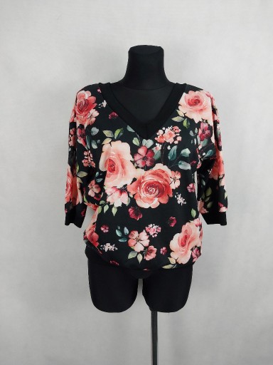 Zdjęcie oferty: Cienka bluza damska, bluza w kwiaty