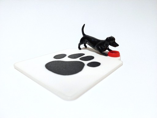 Zdjęcie oferty: PODKŁADKA 3D POD KUBEK PIES JAMNIK Z MISKĄ PREZENT PERSONALIZACJA 