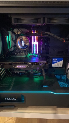 Zdjęcie oferty: Komputer i7-9700k RTX 2070 32GB RAM