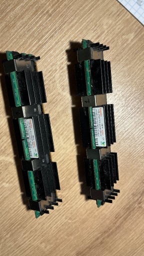 Zdjęcie oferty: RAM Apple Mac Pro 2, 2x1GB 2Rx8 PC2-6400F-555-11