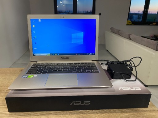 Zdjęcie oferty: Laptop Asus ASUS UX303UB i7 6500U 500SSD 12GB 940M