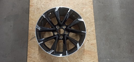 Zdjęcie oferty: Felga 18 Toyota Corolla Gr  18x8j40