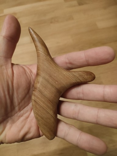 Zdjęcie oferty: Narzędzie do masażu punktów spustowych drewno Gua Sha
