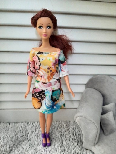 Zdjęcie oferty: Zestaw ubranek dla lalki Barbie